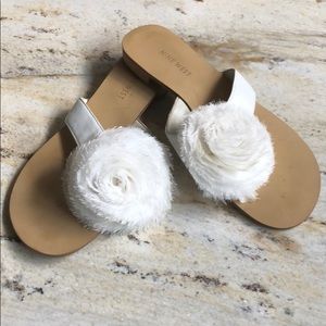 Nine West white flower Sandal